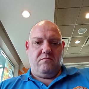 Meet your Posher, Thomas